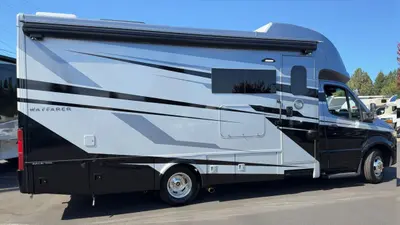 2026 Tiffin Motorhomes Wayfarer photo 4