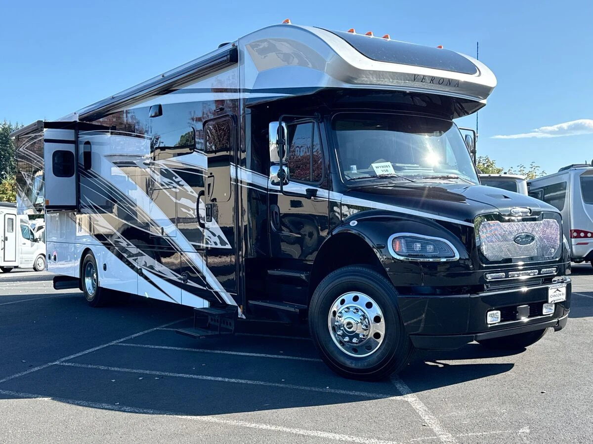 2027 Renegade Verona exterior