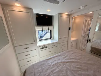 2027 Renegade Verona photo 38