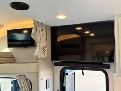 2027 Renegade Verona photo 23