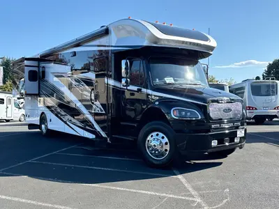 2027 Renegade Verona photo 3