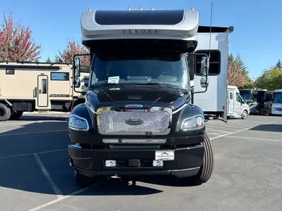 2027 Renegade Verona photo 4