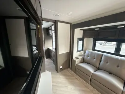 2027 Jayco Seneca photo 16
