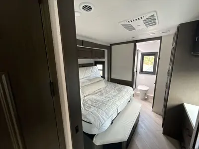 2027 Jayco Seneca photo 14