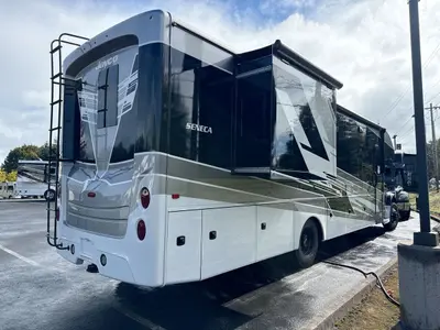 2027 Jayco Seneca photo 9