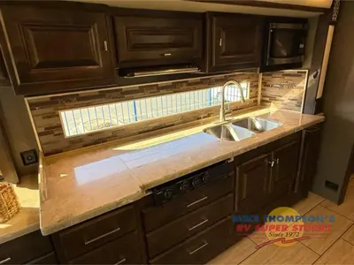 2019 Tiffin Motorhomes Allegro Breeze photo 14
