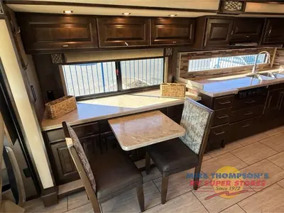 2019 Tiffin Motorhomes Allegro Breeze photo 11
