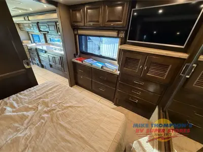 2019 Tiffin Motorhomes Allegro Breeze photo 17