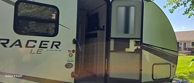 2022 PRIME TIME TRACER photo 2