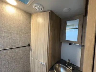 2021 Winnebago Micro Minnie photo 22