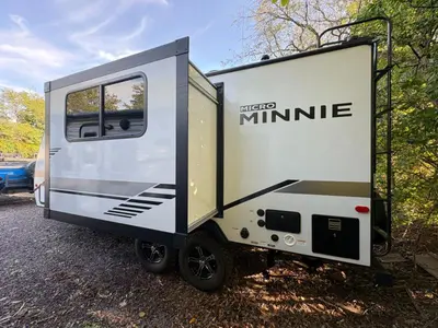 2021 Winnebago Micro Minnie photo 5