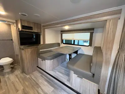 2021 Winnebago Micro Minnie photo 11