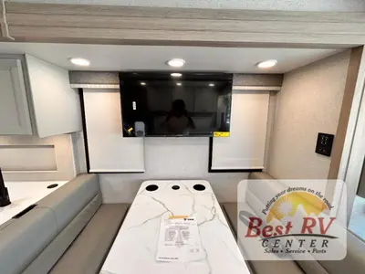 2027 Thor Motor Coach Palazzo photo 17