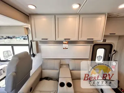 2027 Thor Motor Coach Palazzo photo 28
