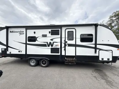 2019 Winnebago Minnie Plus photo 10