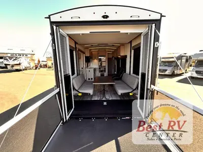 2025 Cruiser RV Corp Stryker photo 9