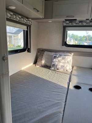 2025 THOR MOTOR COACH GENEVA CLASS A photo 15