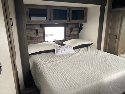 2025 VENTURE RV SPORTTREK TOURING photo 12