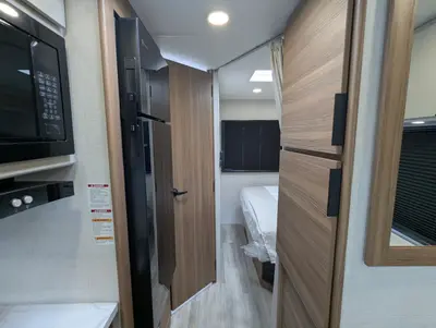 2027 Thor Motor Coach Four Winds photo 23