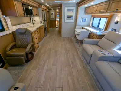 2023 Tiffin Motorhomes Allegro Red photo 12