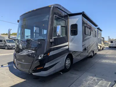 2023 Tiffin Motorhomes Allegro Red photo 4