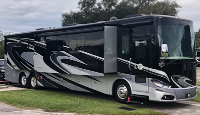 2016 TIFFIN MOTORHOMES PHAETON exterior