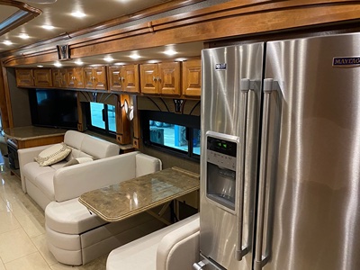 2016 TIFFIN MOTORHOMES PHAETON photo 8
