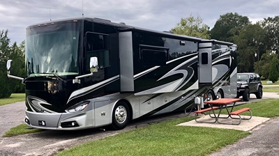 2016 TIFFIN MOTORHOMES PHAETON photo 2