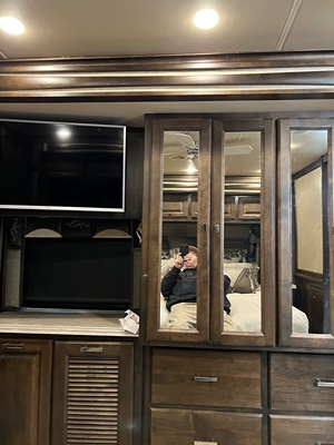 2018 TIFFIN MOTORHOMES PHAETON photo 11