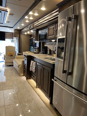 2018 TIFFIN MOTORHOMES PHAETON photo 13