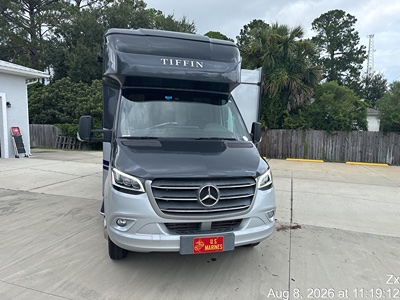 2020 TIFFIN MOTORHOMES WAYFARER photo 2