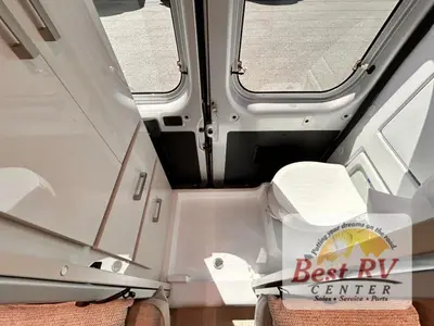 2027 Thor Motor Coach Tellaro photo 46