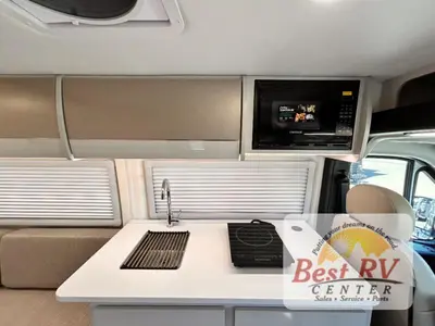 2027 Thor Motor Coach Tellaro photo 18