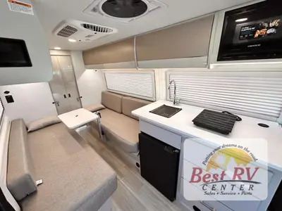 2027 Thor Motor Coach Tellaro photo 15