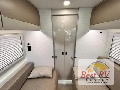 2027 Thor Motor Coach Tellaro photo 41