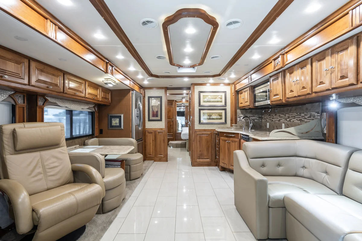 2017 TIFFIN MOTORHOMES PHAETON exterior