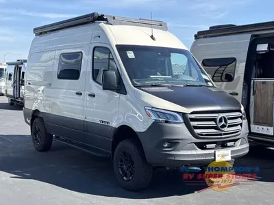 2026 Tiffin Motorhomes GH1 photo 2