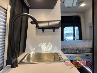 2026 Tiffin Motorhomes GH1 photo 25