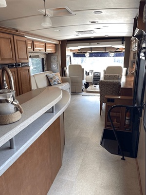 2015 WINNEBAGO ITASCA photo 4
