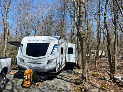 2022 COACHMEN FREEDOM EXPRESS LIBERTY EDITION exterior