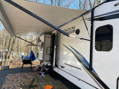 2022 COACHMEN FREEDOM EXPRESS LIBERTY EDITION photo 6