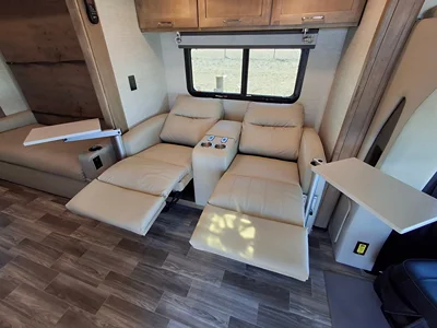 2023 TIFFIN MOTORHOMES WAYFARER photo 39