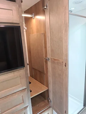 2023 TIFFIN MOTORHOMES WAYFARER photo 43