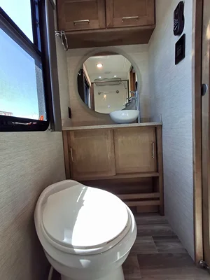 2023 TIFFIN MOTORHOMES WAYFARER photo 17