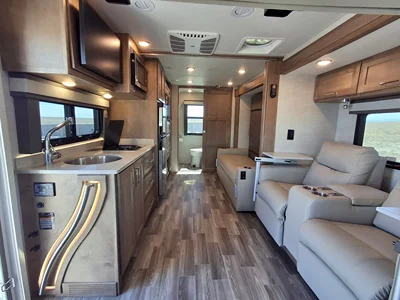 2023 TIFFIN MOTORHOMES WAYFARER photo 14