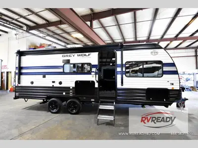 New 2027 Forest River Cherokee Grey Wolf 21AB