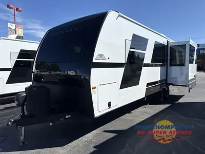 2026 Brinkley Model I photo 11
