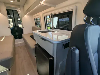 2027 Thor Motor Coach Tranquility photo 15