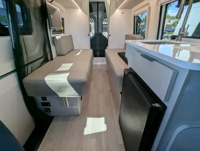 2027 Thor Motor Coach Tranquility photo 18