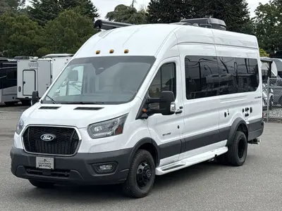 2027 Coachmen Beyond photo 5